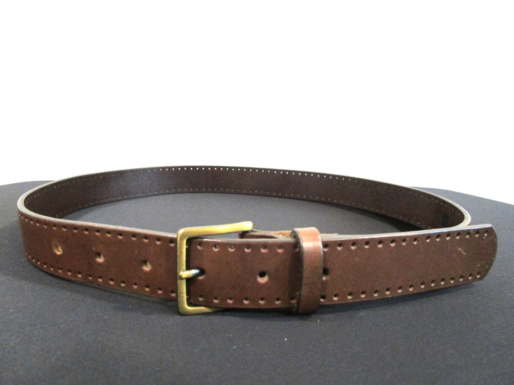 Gap Brown Leather Perforated Edge Brass Buckle Belt Women Sz S, 30"-35"